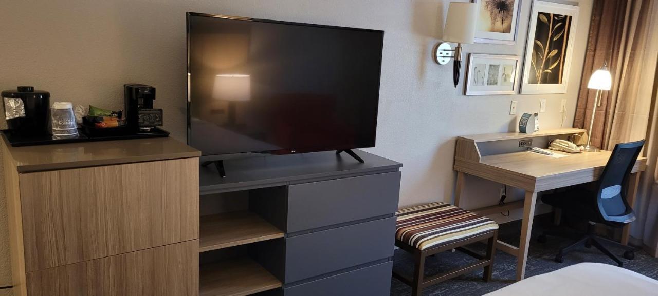 Country Inn & Suites By Radisson, Canton, Ga מראה חיצוני תמונה