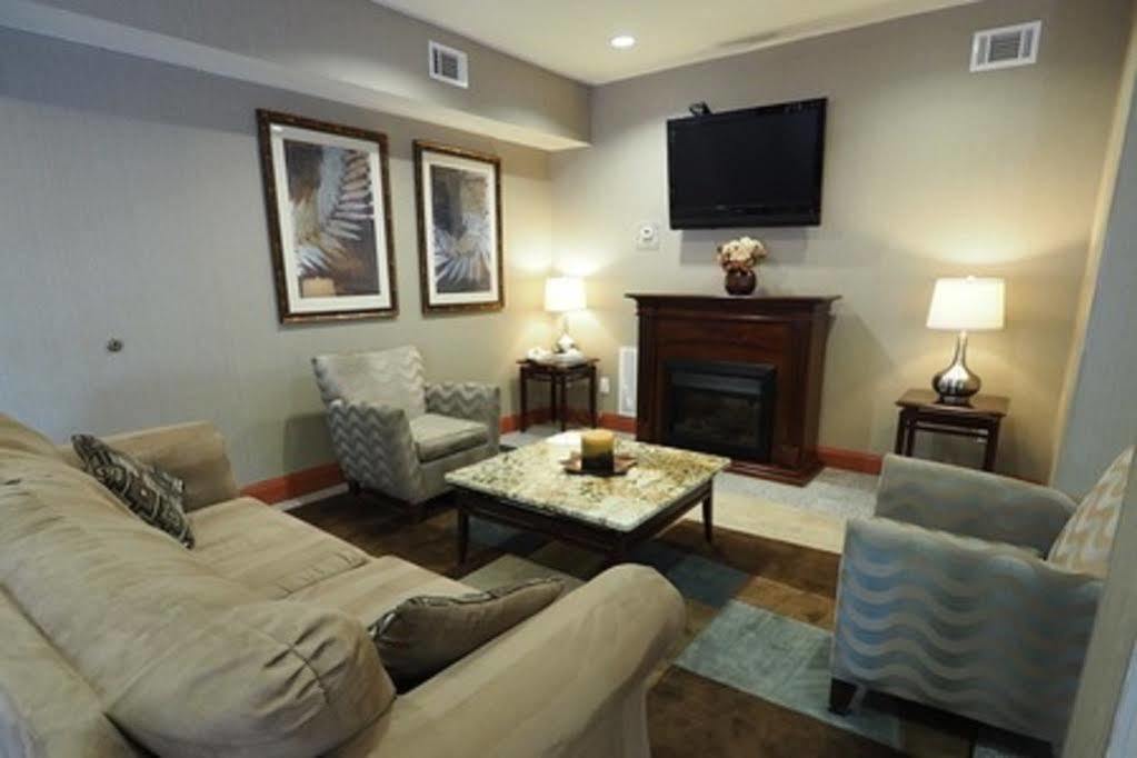 Country Inn & Suites By Radisson, Canton, Ga מראה חיצוני תמונה