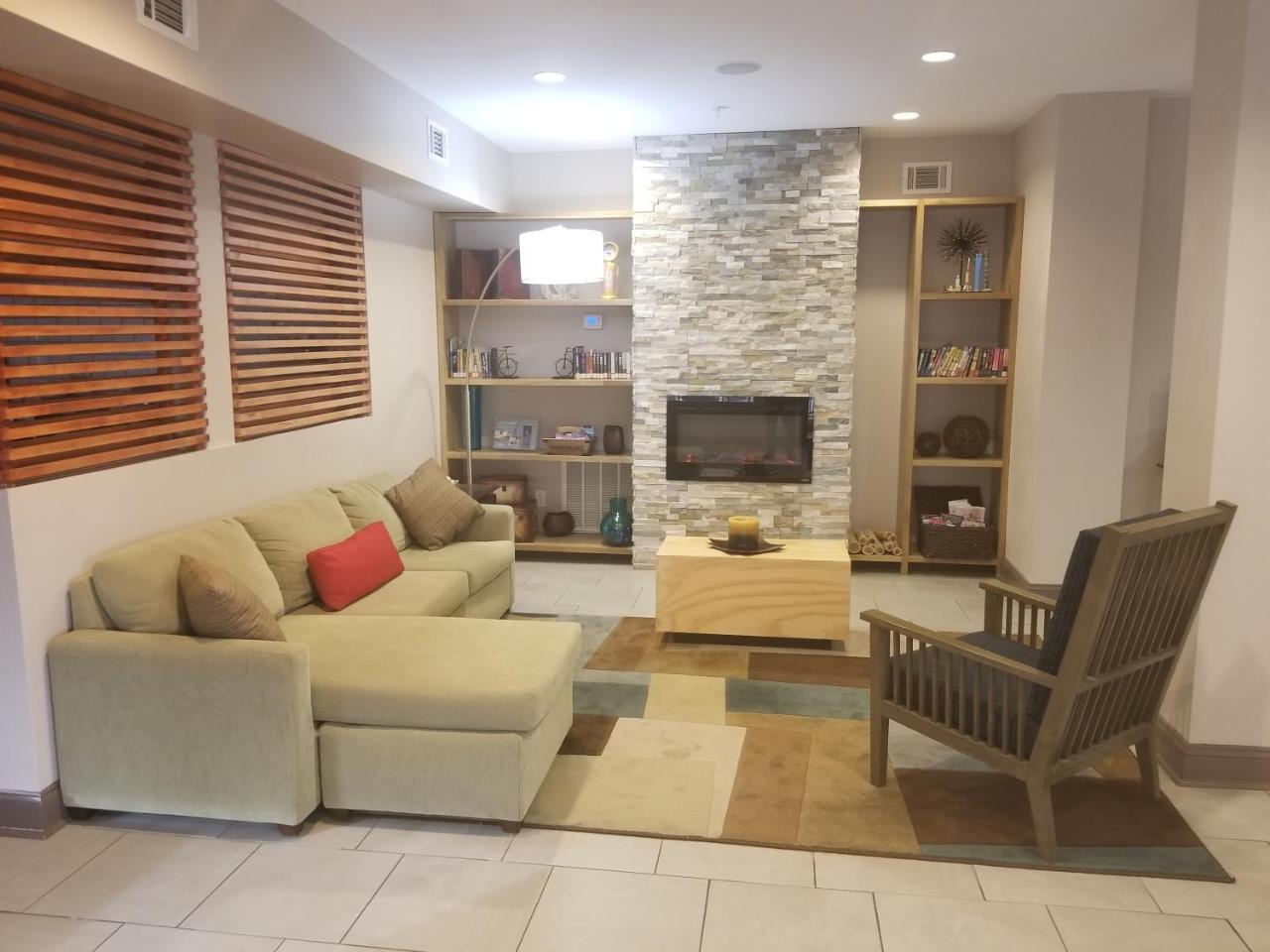 Country Inn & Suites By Radisson, Canton, Ga מראה חיצוני תמונה